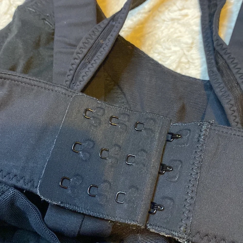 Black Lululemon Sports Bra